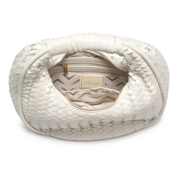 Moda Luxe Cassidy Cream Clutch New Without Tags